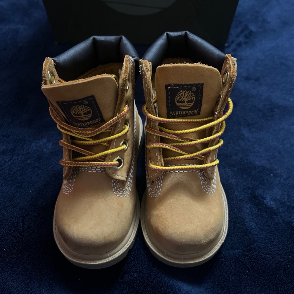 Timberland Kids Wheat Nubuck Lace-Up Boots